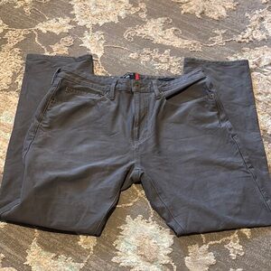 NWOT Waterless Dockers Men’s Grey Casual Pants